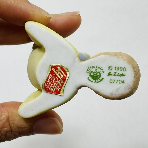 Vintage Lefton Ballet Dancer Ballerina Figurine Dancing Girl Leg Stretch 07704 - Picture 7 of 12